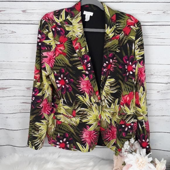 Chico's Jackets & Blazers - ♥️ Chico's tropical floral one button blazer